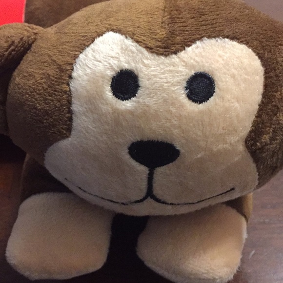 KIDS travel pillow new with tag - Picture 2 of 6